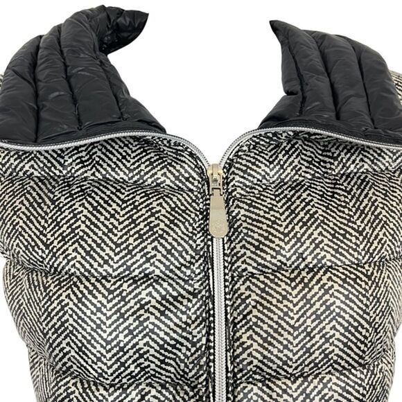 Vince Camuto Women's Down Puffer Vest Herringbone Pattern Full Zip Jacket sz S - Picture 2 of 12